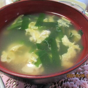 中華味のニラ玉スープ
